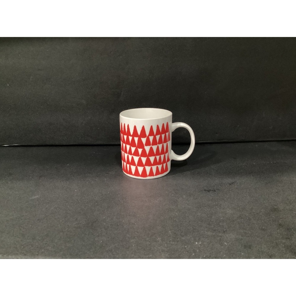 Starbucks 2016 Holiday MugChristmas Red and White Triangle Trees Christmas 12 oz